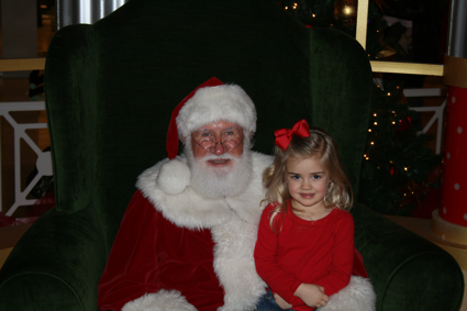 santa_taylor_th.png